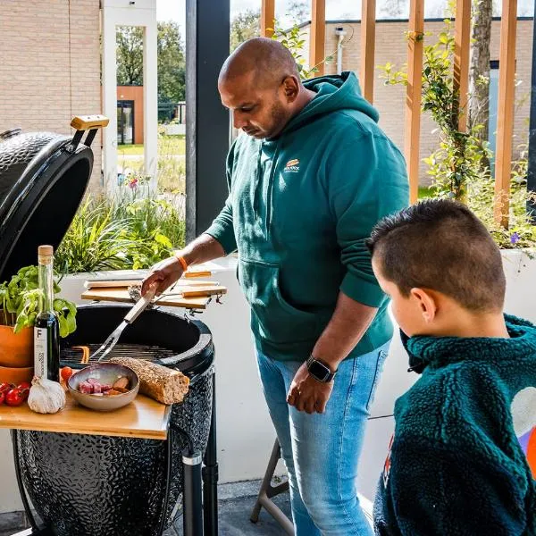 Recreatiewoning 'Steenpatrijs' op Christelijk Vakantiepark, hotel in Voorthuizen