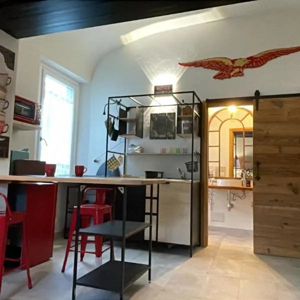 Tati's Home Bikers, hotel in Mandello del Lario