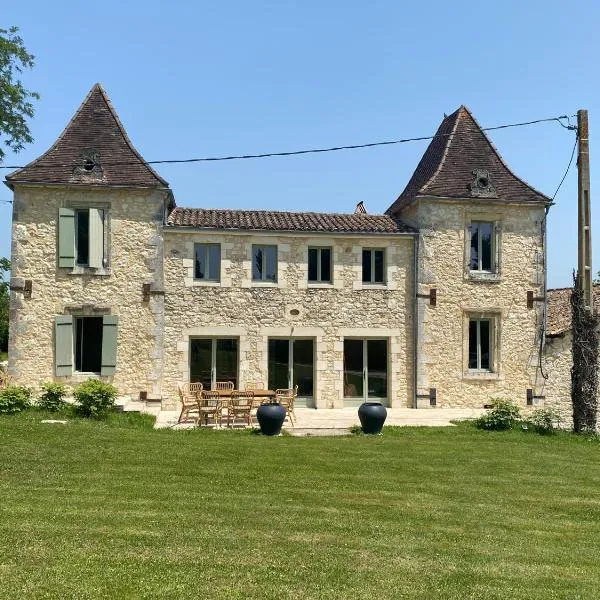 Manoir des 2 Sources, hotel em Monestier