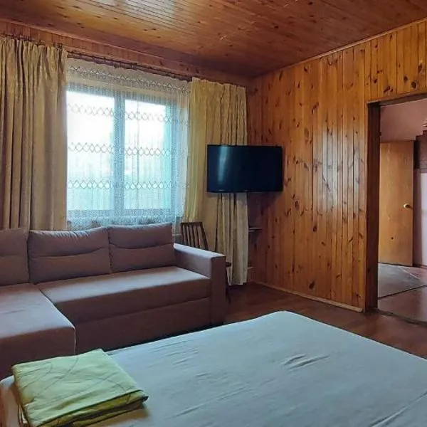 Holiday Home at Fedkovycha St., hotel en Kiev