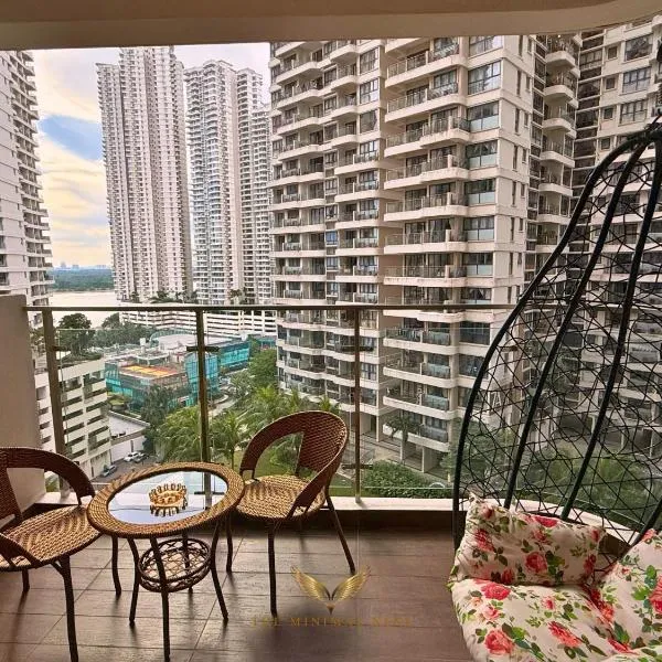 JB Danga Bay Cozy 2BR by Viesel Group - Netflix, WiFi, Free Parking, hotel v destinaci Johor Bahru