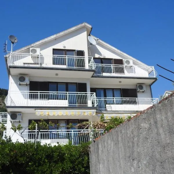 Pansion Svetlana, hotel in Tivat