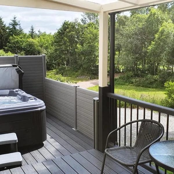 River Cottage Hot tub spa, hotel v destinaci Drumnadrochit