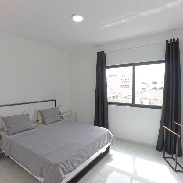 Casa Emilie T2, 2 bedrooms, ξενοδοχείο στη Santa Maria