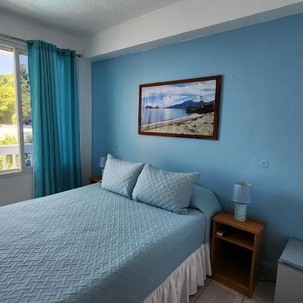 OEManagement Rooms, hotel v destinaci Roseau