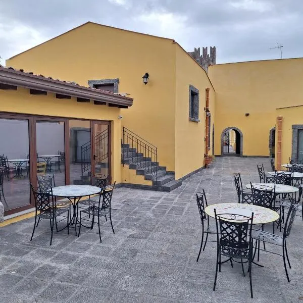 Diana'S, hotel in Fiumefreddo di Sicilia
