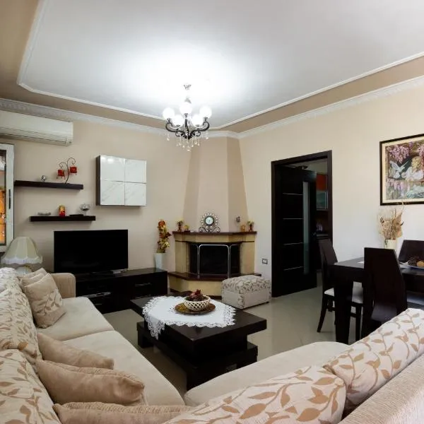 Doel's Villa, hotel in Gjirokastër