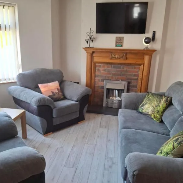 Dark Hedges Cottage, hotel in Ballycastle
