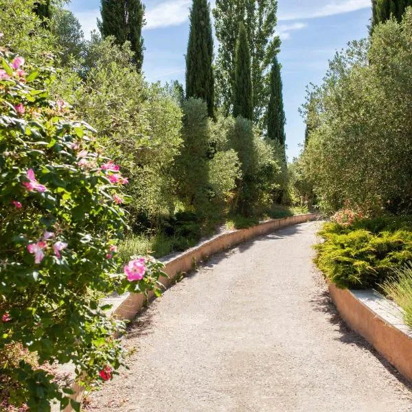 Domaine de la Myrtille, hotel in Pertuis