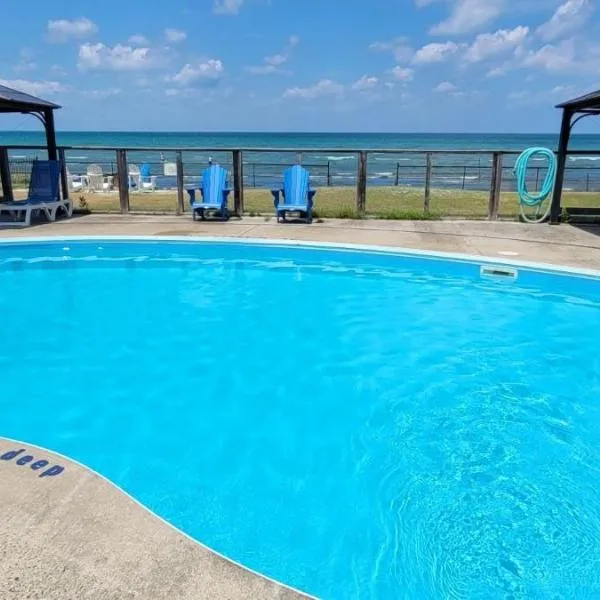The Driftwood Deck 5A, hotel v destinaci Wasaga Beach