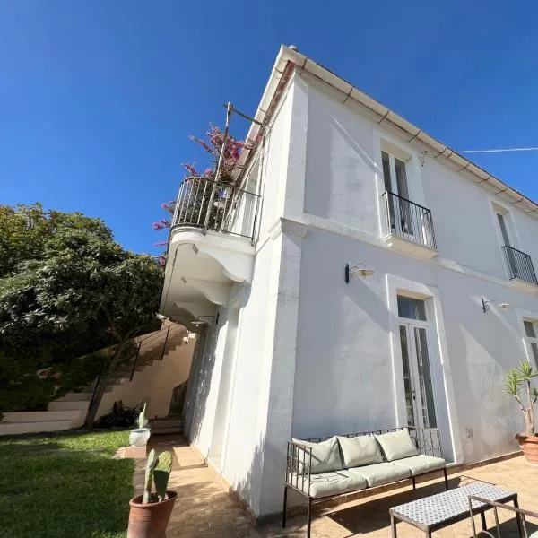 Villa Ipomea - Cielo & Terra, hotell sihtkohas Salerno