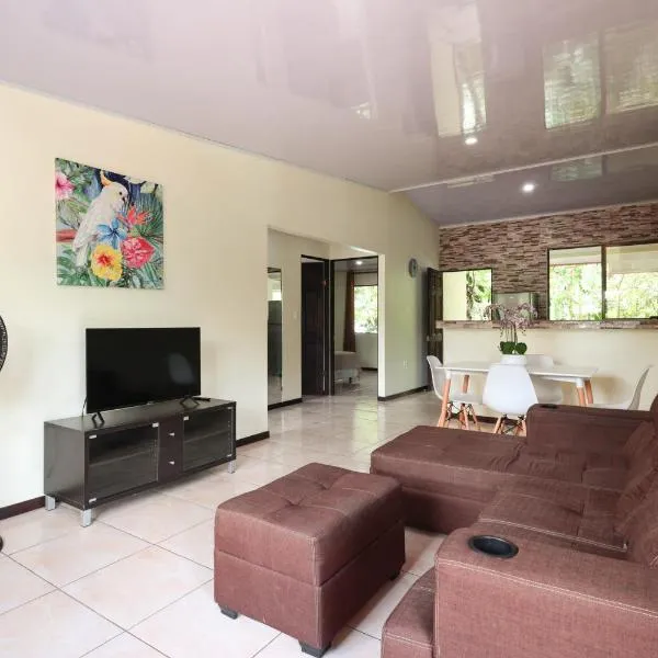 Apartamentos Playa Negra，波多維耶荷的飯店