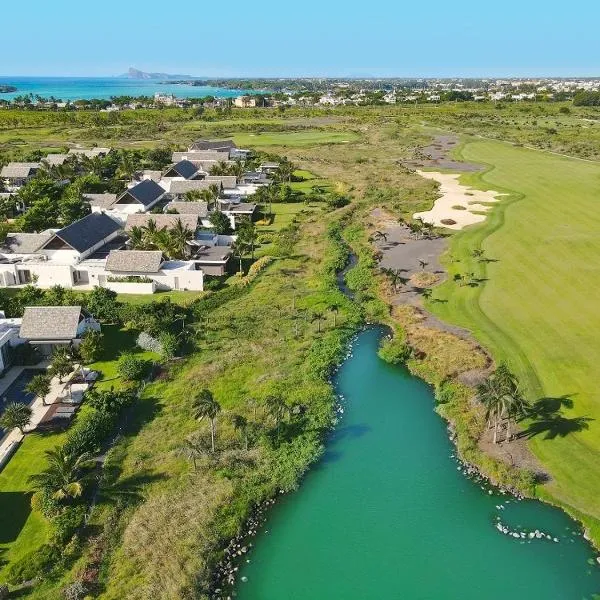 Mont Choisy Golf & Estate Suite, hotel v destinaci Grand Baie