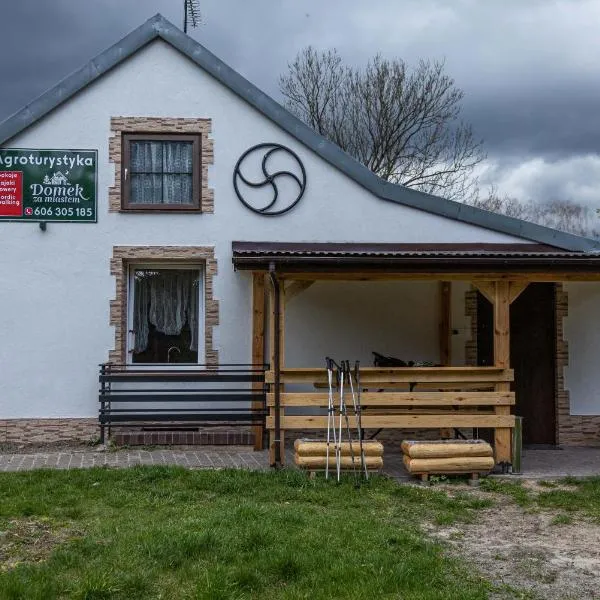 Domek za miastem - agroturystyka Bobrowniki, hotel v destinaci Bobrowniki