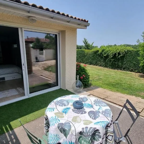 Appartement cosy avec jardin, hotel in Meauzac