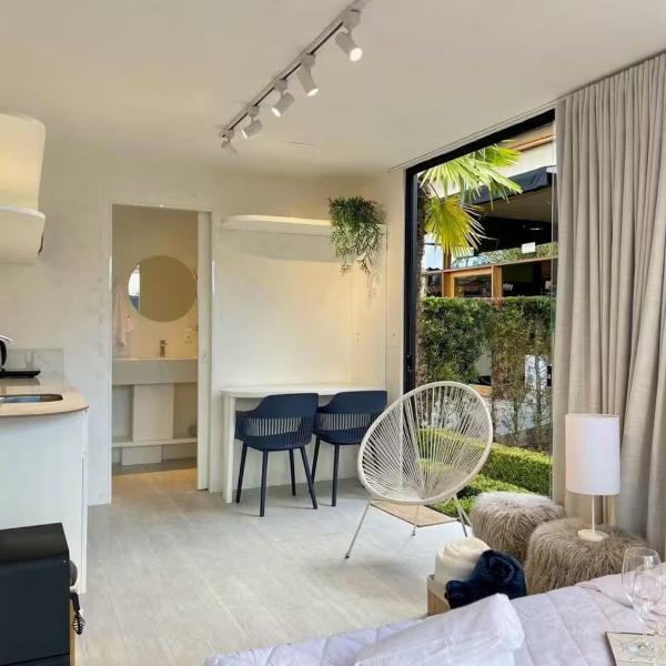 Tiny House Santorini | Gramado | Lareira - Foto 2