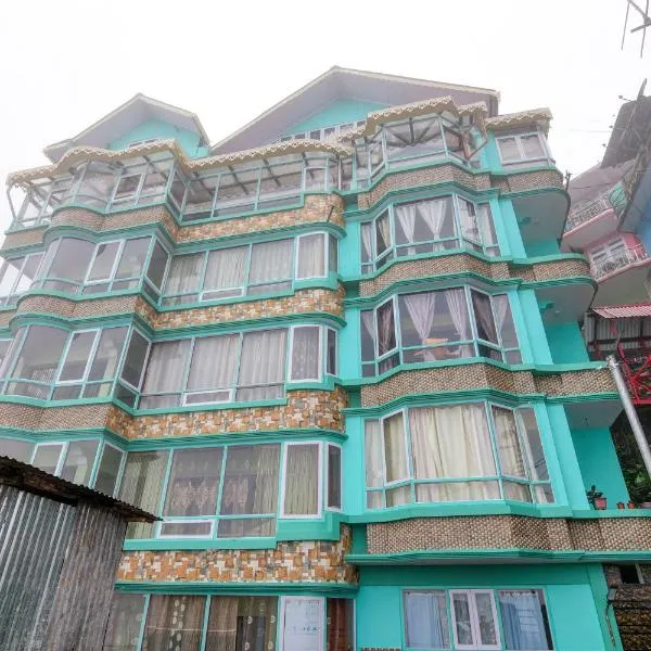 Hotel O HOME Maruti Luxury Homestay, hotel in Darjeeling