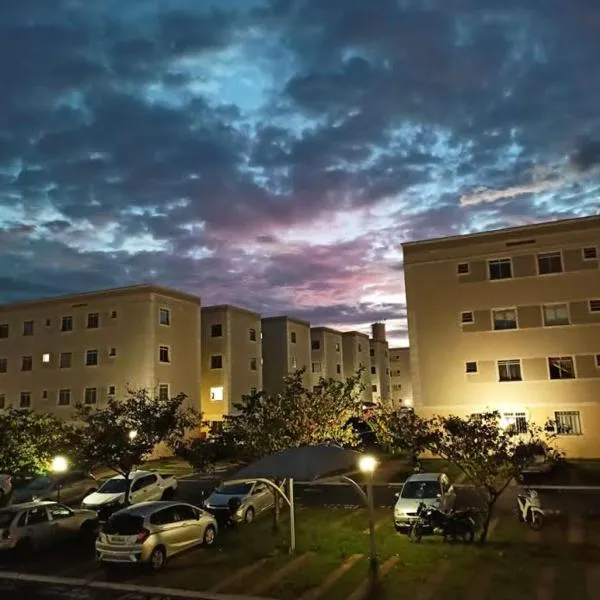 Apto próximo ao Uberlândia Shopping, hotel in Uberlândia