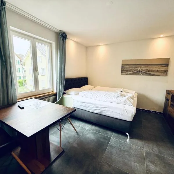 The R Apartment Weinsteig, comfort and serenity โรงแรมในชาฟเฮาเซน