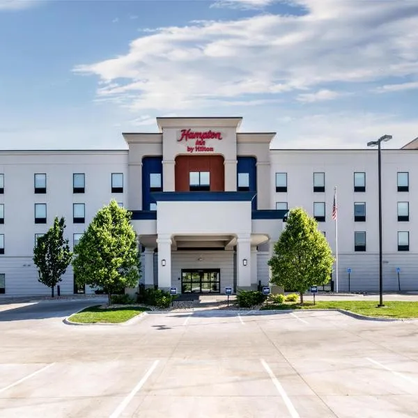 Hampton Inn Omaha/West Dodge Road, Old Mill, hotel in Omaha