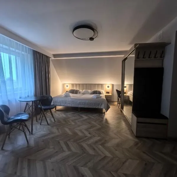 Pokoje Gościnne w Gospodarstwie Rybackim w Starzawie, hotel 