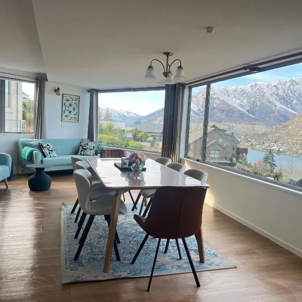 Ming's Lakeside Goldleaf Suites No10, hotel v destinaci Queenstown