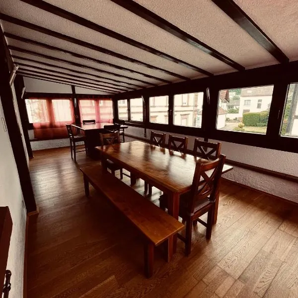 Pension mitten im Pfälzerwald, hotel v destinaci Kindsbach