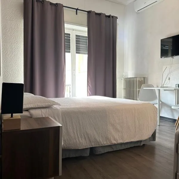 ForumGuestHouse Center Parking, hotel in Parma