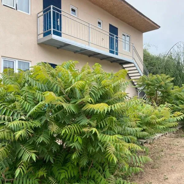 Kubat, hotel in Bosteri