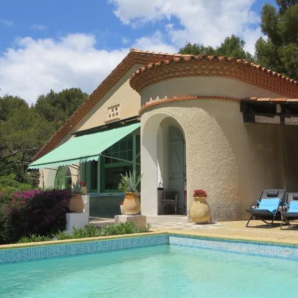 Cassis Hostel, hotel v destinaci Cassis
