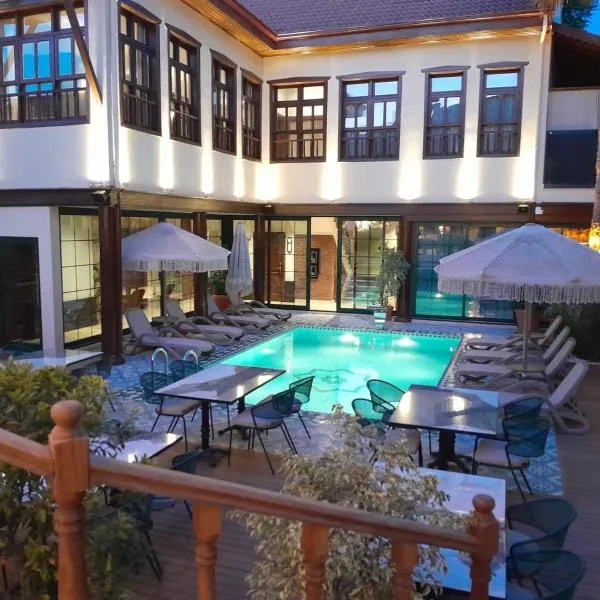 Belmondo Suites Hare Old Town Antalya, hotel en Antalya