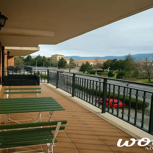 Apartamento O Mon, hotel v destinaci Sabiñánigo