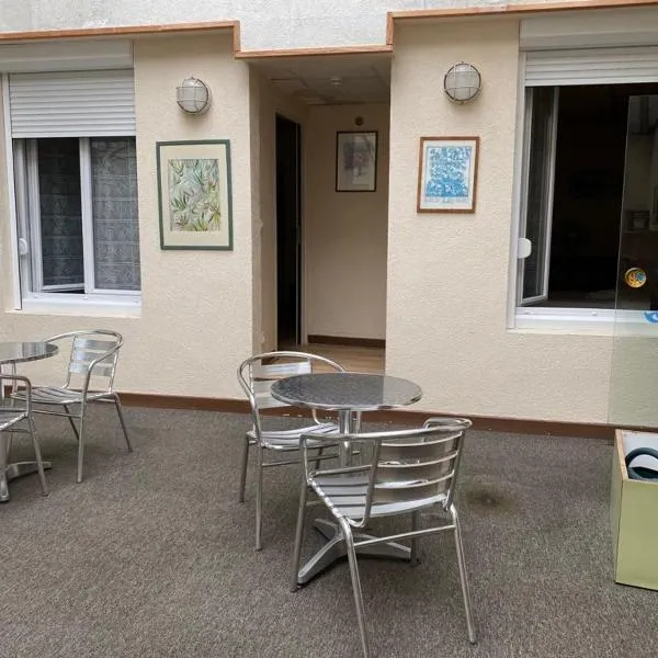 Hotel Du Commerce, hotel in Auxerre