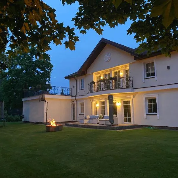 Gulbės Apartamentai, hotel v destinaci Anykščiai