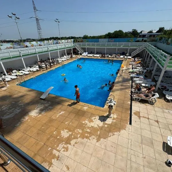 Hotel Imperium & Pool, hotel in Caracal