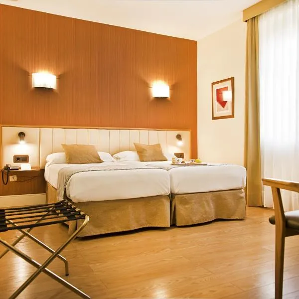 Hospedium Hotel Los Condes, hotel in Madrid