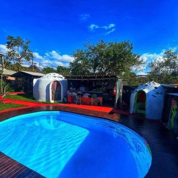 Pousada Temática Abduzidos, hotel in Alto Paraíso de Goiás