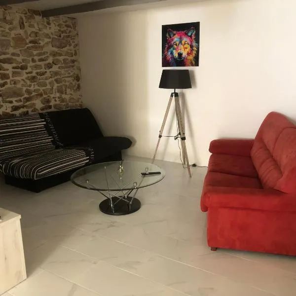 Appartement au calme 4 personnes, hotel v destinaci Saint-Paulet-de-Caisson