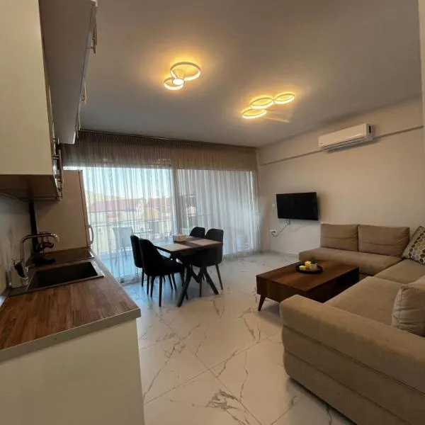 Sergios Apartment, hotel Néa Péramoszban
