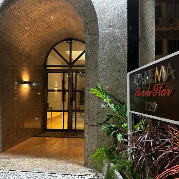 Elegant apt Ipanema by the Beach