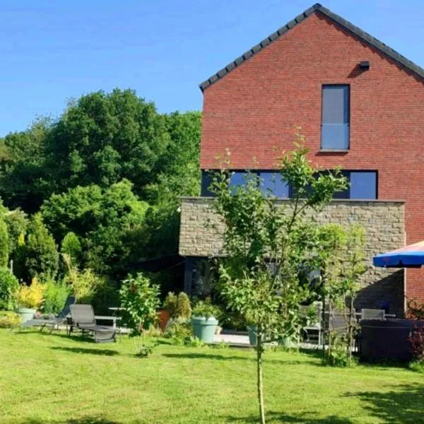 Housedurbuy 2, hotel a Durbuy
