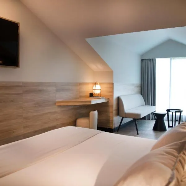Hotel Delfin Azul, hotel v destinácii A Lanzada