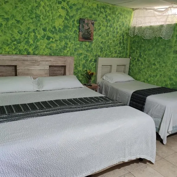 Casamar, Hotel in Cobán