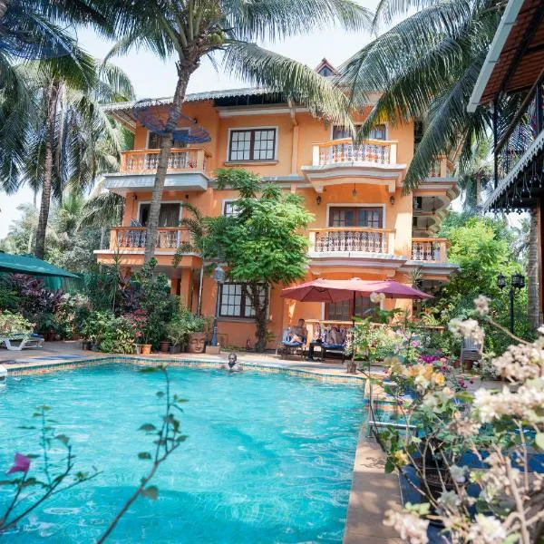 Resort Palmeiras Dourado, hotel in Cansaulim