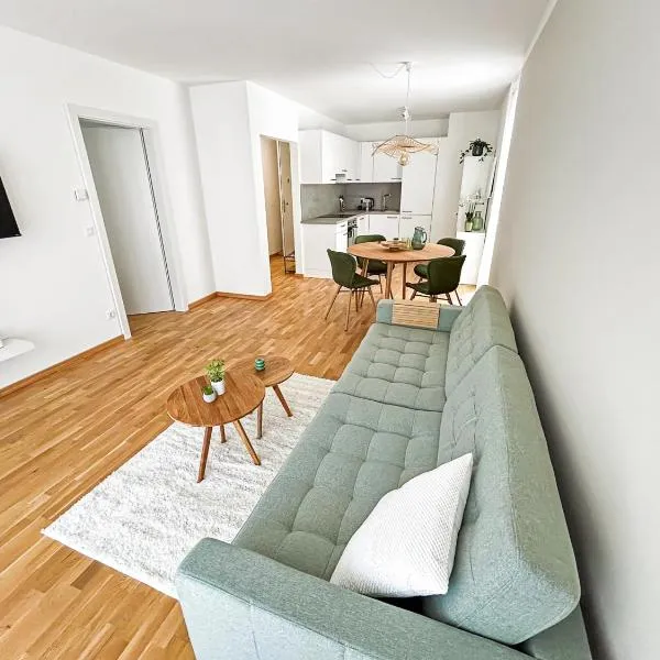 Modern 2 room apartment in downtown, hotel v destinaci Wiener Neustadt