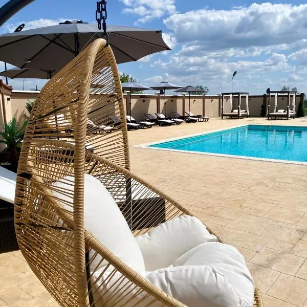 Pensiunea Adrian, Relaxare cu Spa și Piscina Incalzita, hotel v destinaci Novaci-Străini