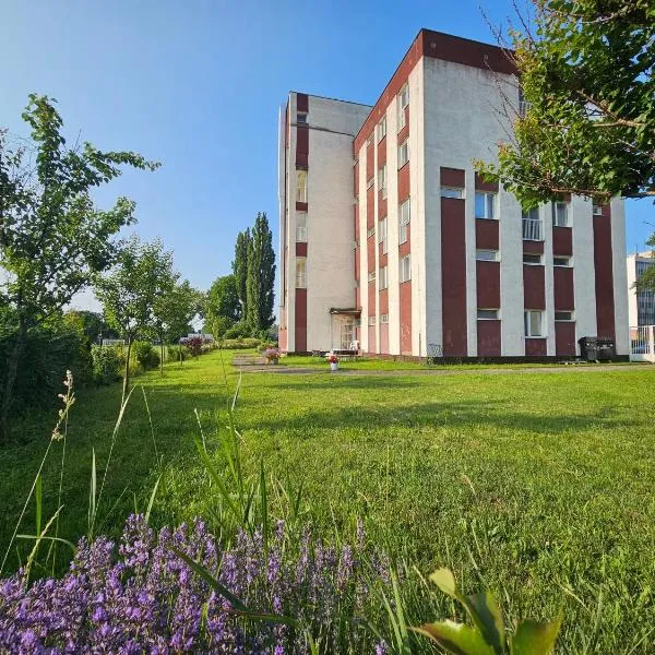 Ubytovna Kubra, hotel v Hodoníně