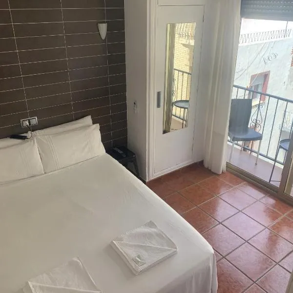Casa Don Juan, hotel v destinaci Benidorm