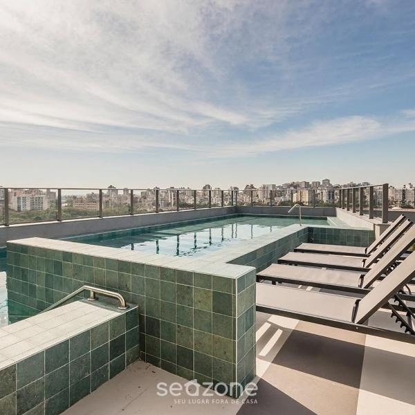 Estúdio em Prédio com Piscina em Porto Alegre - JRE
