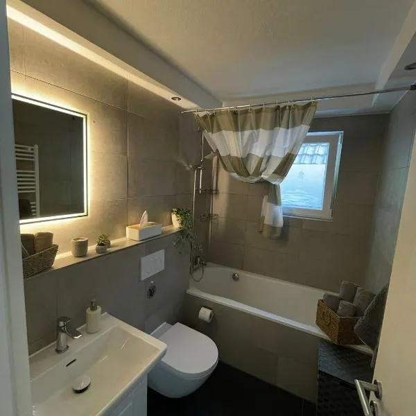 Ferienwohnung Elya, - Ruhe, Wellness und Shopping in perfekter Lage, hotel v destinaci Bad Münstereifel